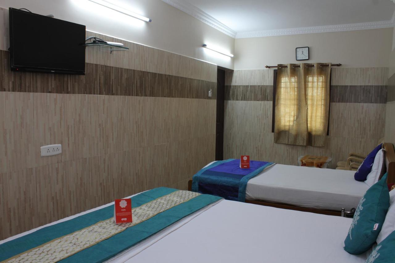 فندق شينايفي  R B Residency المظهر الخارجي الصورة